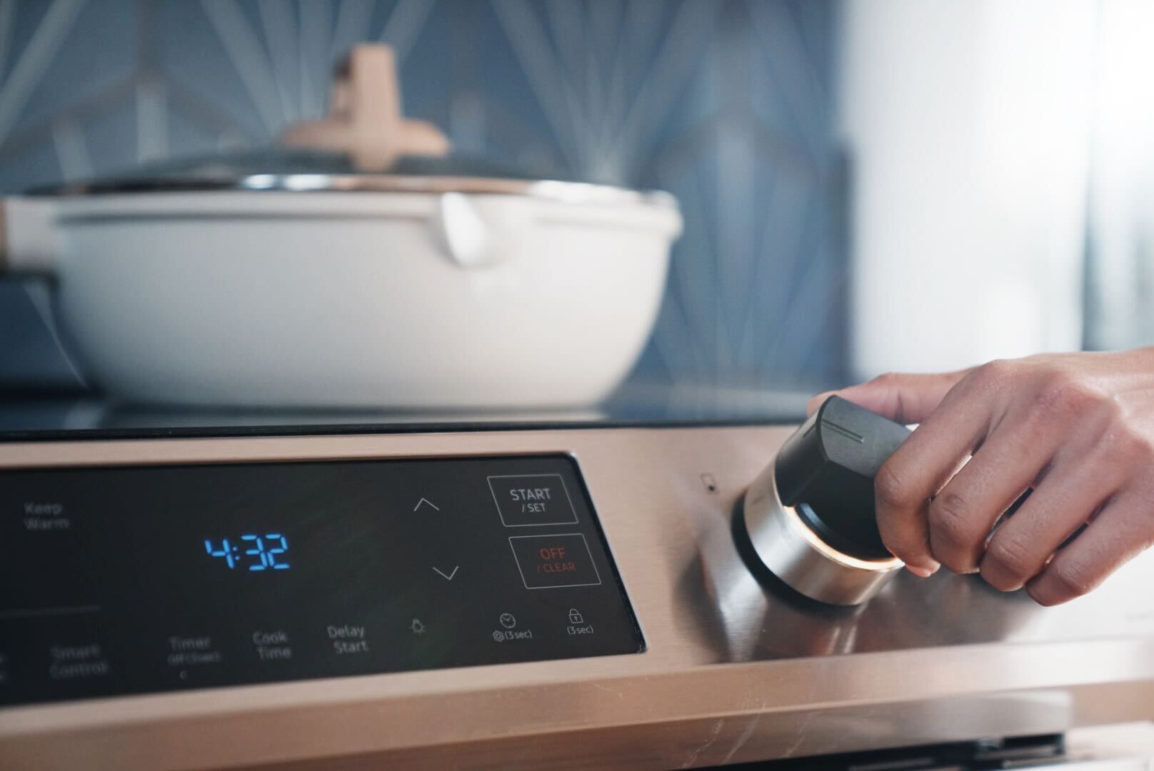Ome Previews New Smart Stove Knob Exclusively at KBIS